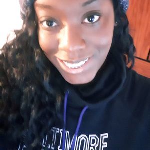 Meet your Posher, Lakia